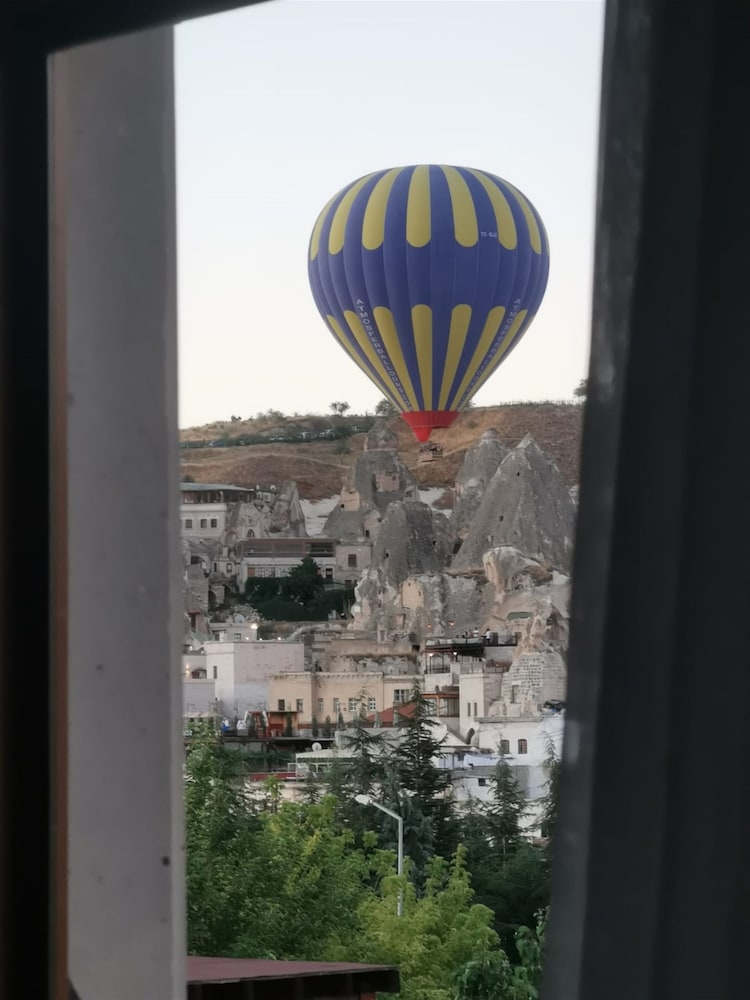 Falcon Cave Suites 43/49