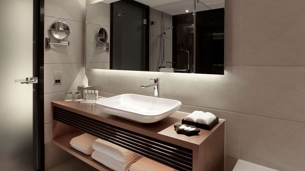 Studio, King Bed, London Eye View, Park Plaza London Westminster Bridge 6/6