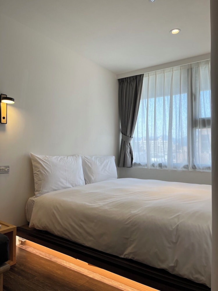 COMFORT, DOUBLE BED