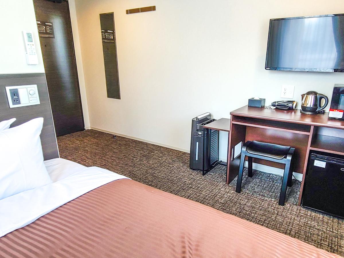 Semi Room, Deluxe, Single, Semi Double Bed, Corner