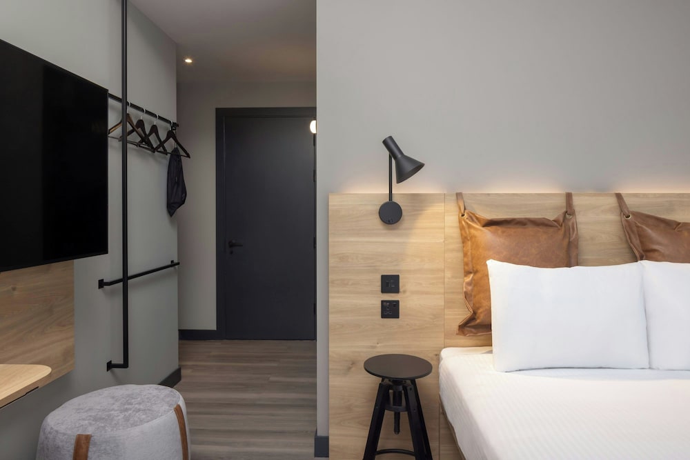 Moxy London Piccadilly Circus 10/47