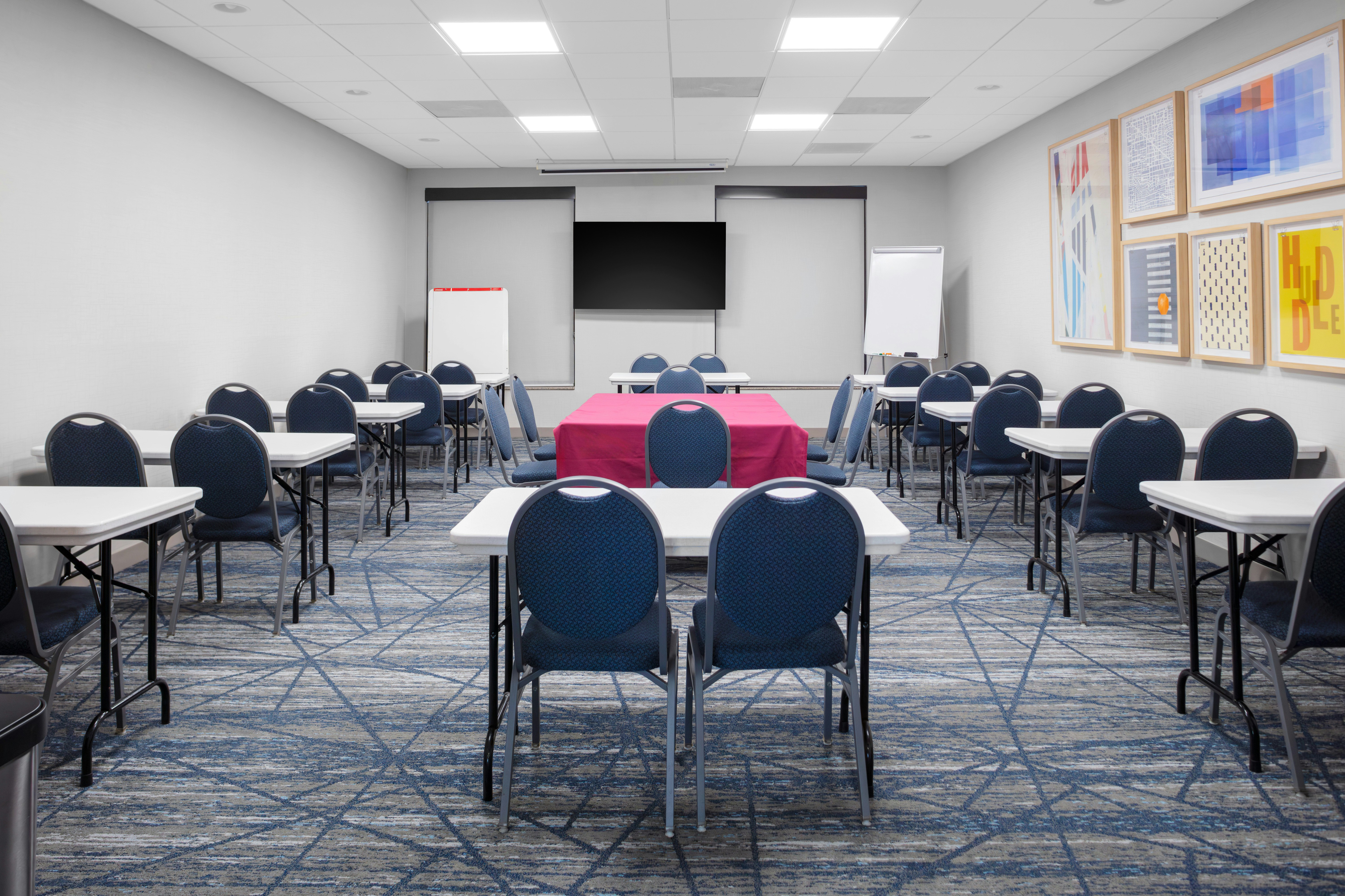 Holiday Inn Express Hotel And Suites Hermosa Beach 63/76