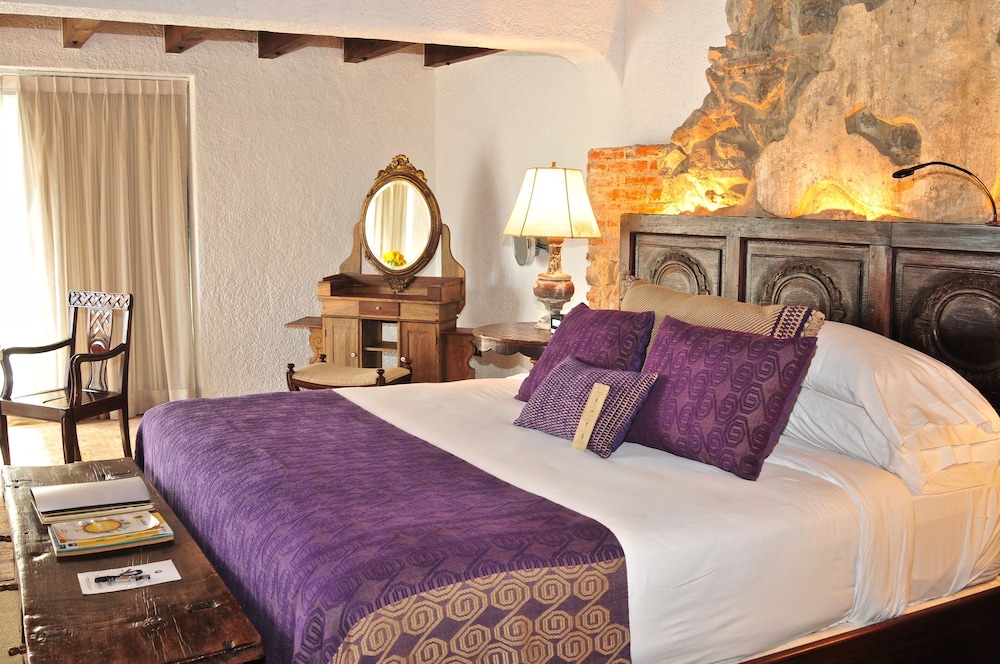 Spa, Superior, Suite