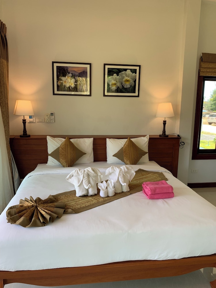 Warin, Villa, Twin Beds, King Bed, Sofa