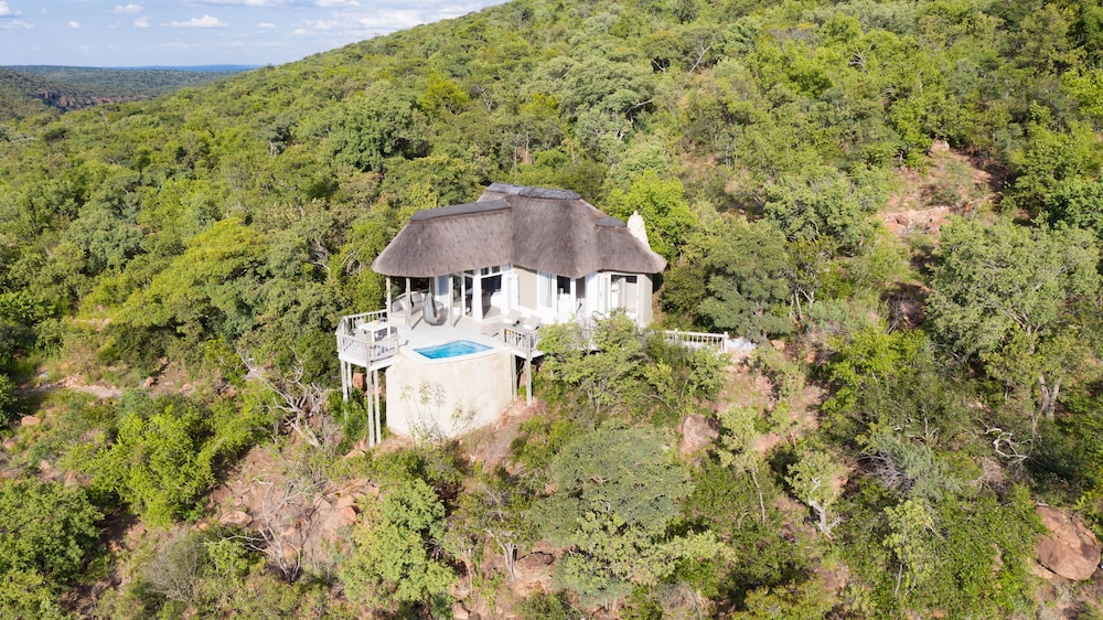 Clifftop Exclusive Safari Hideaway 35/37