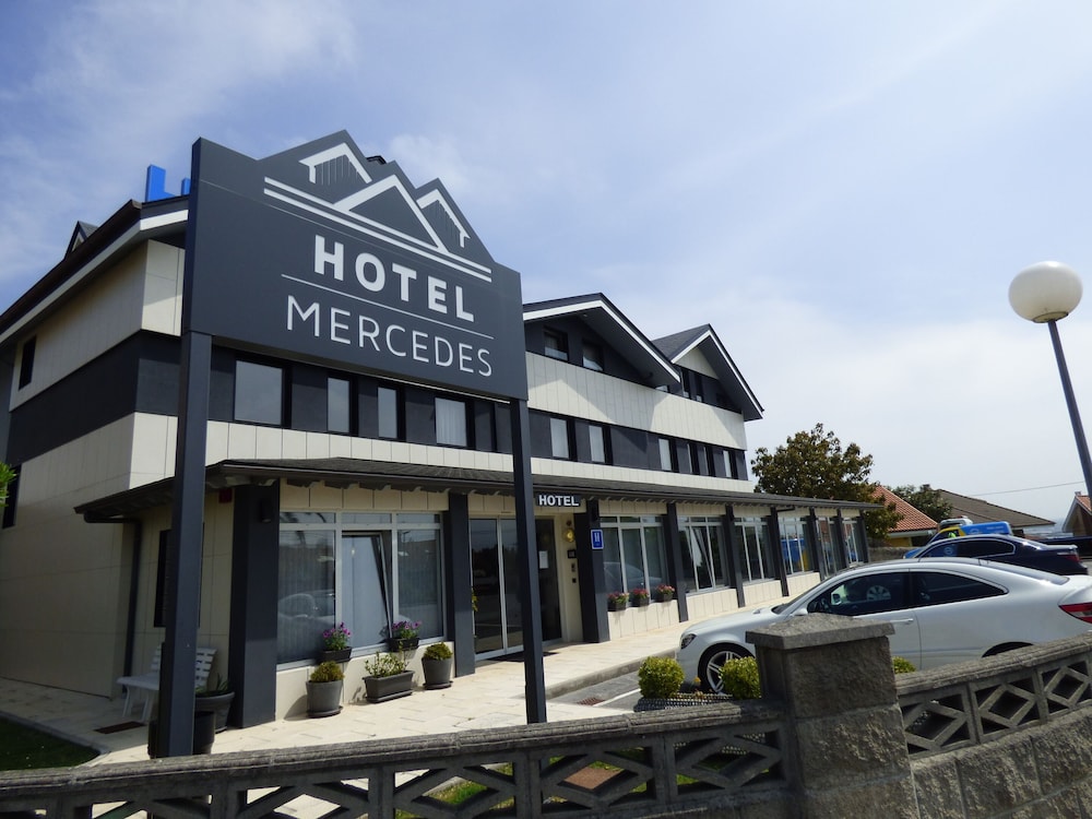 Hotel Mercedes 4/51