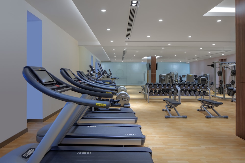Hyatt Place Dubai Jumeirah 24/47