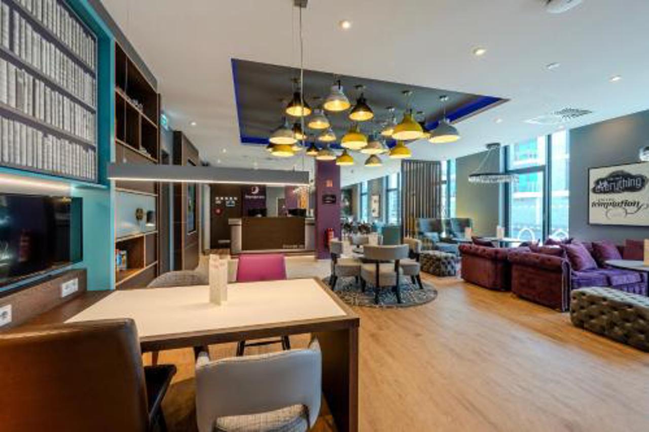 Premier Inn Bremerhaven 49/72