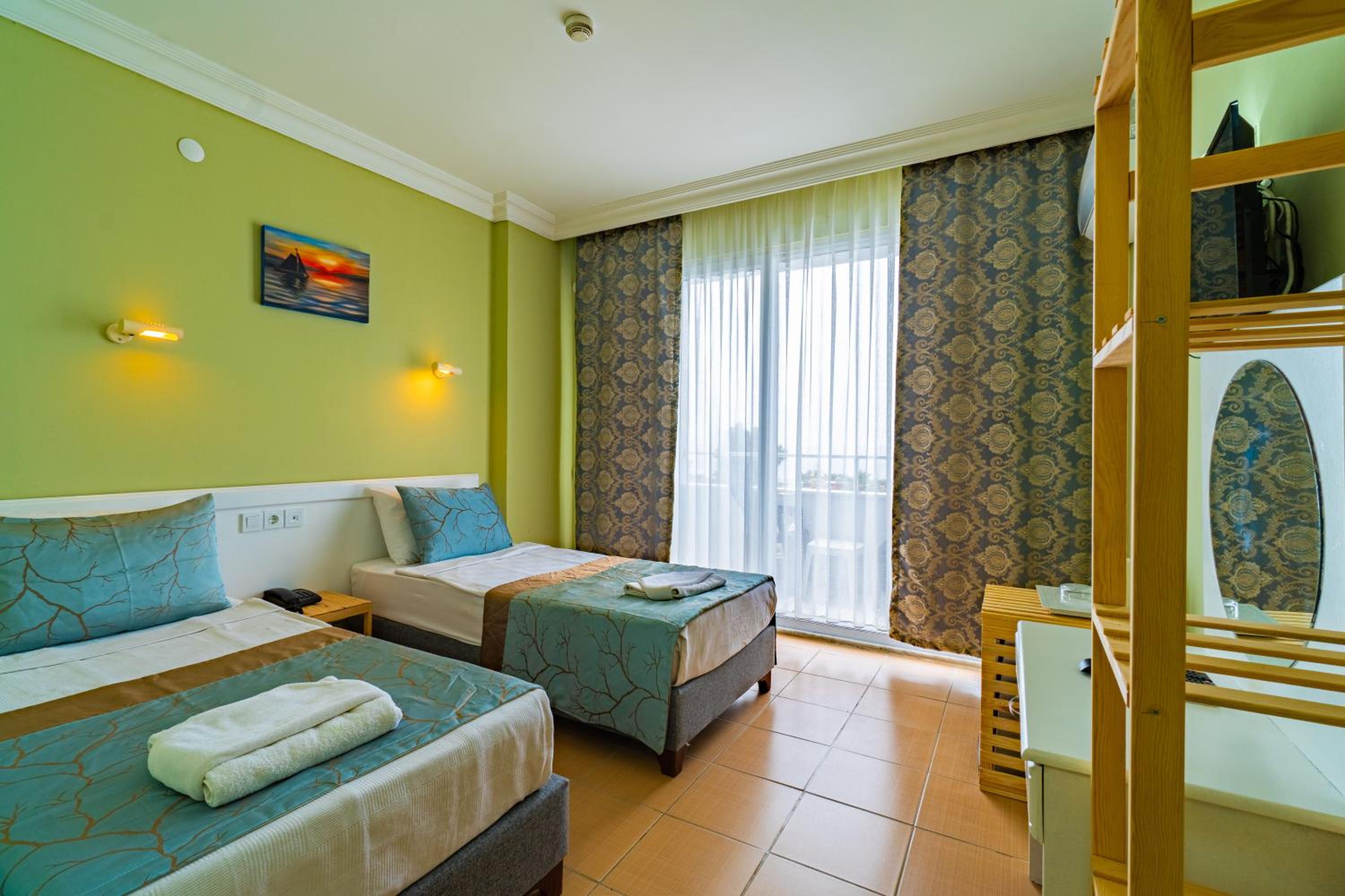 Room at De Mare Family Hotel, ALANYA