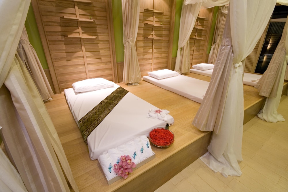 A Te Chumphon Hotel 35/70