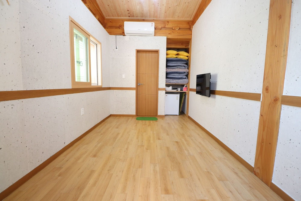 Nadul Hanok 40/50