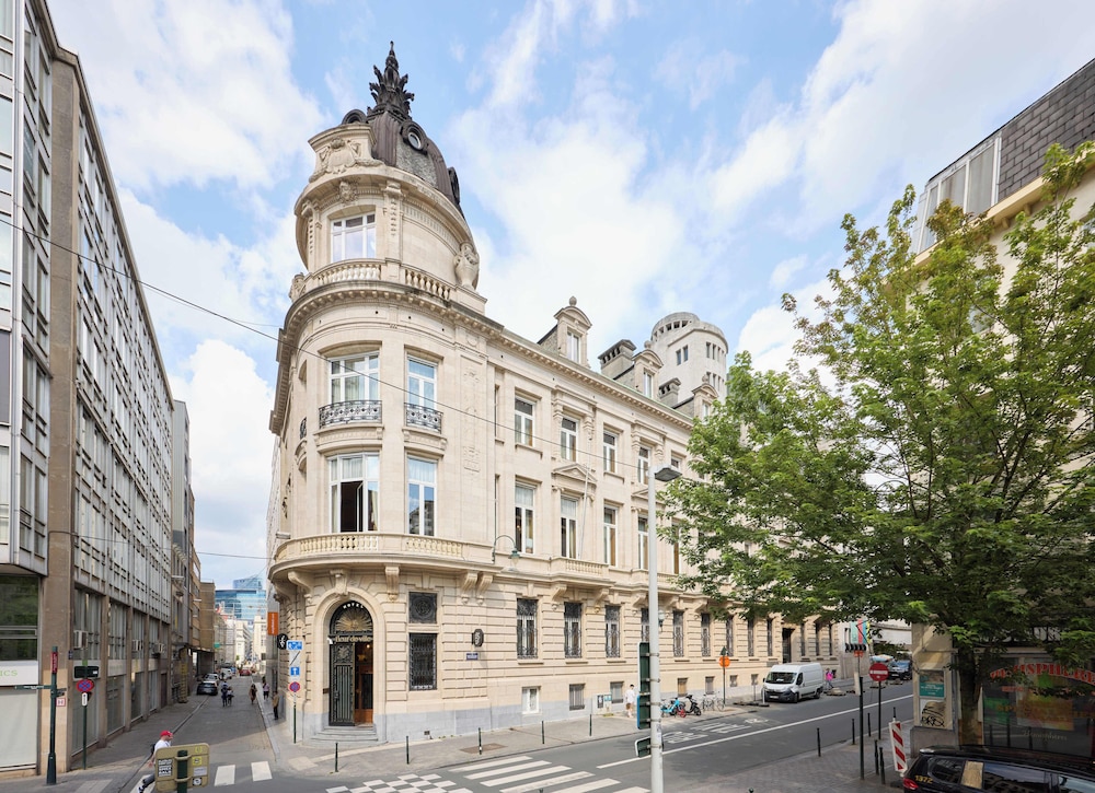 Hotel Fleur de Ville 58/65