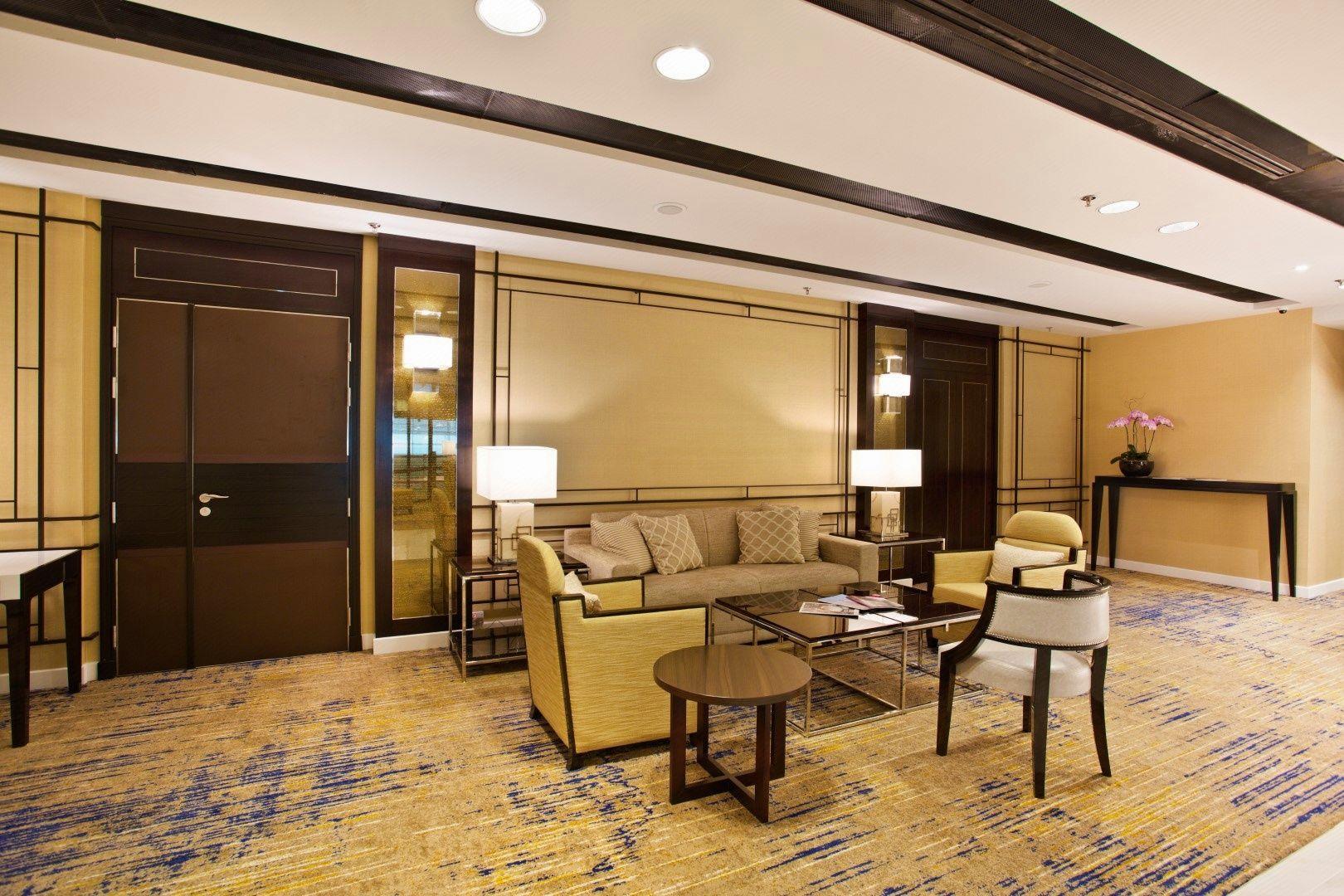 Ambassador Transit Lounge Singapore T3 35/39