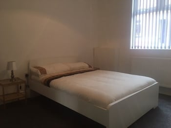 Townhouse @Richmond Street Stoke 6/19