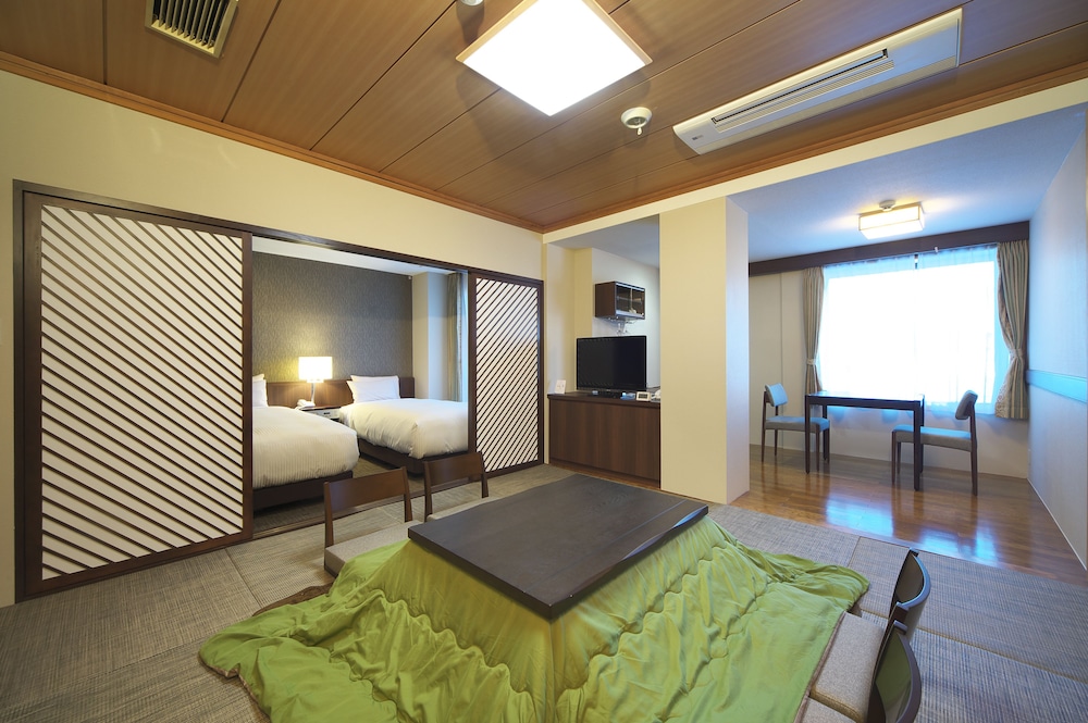 KAWAGUCHIKO PARK HOTEL 41/50