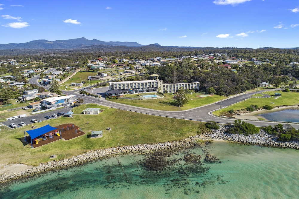 Scamander Beach Resort Hotel 35/49