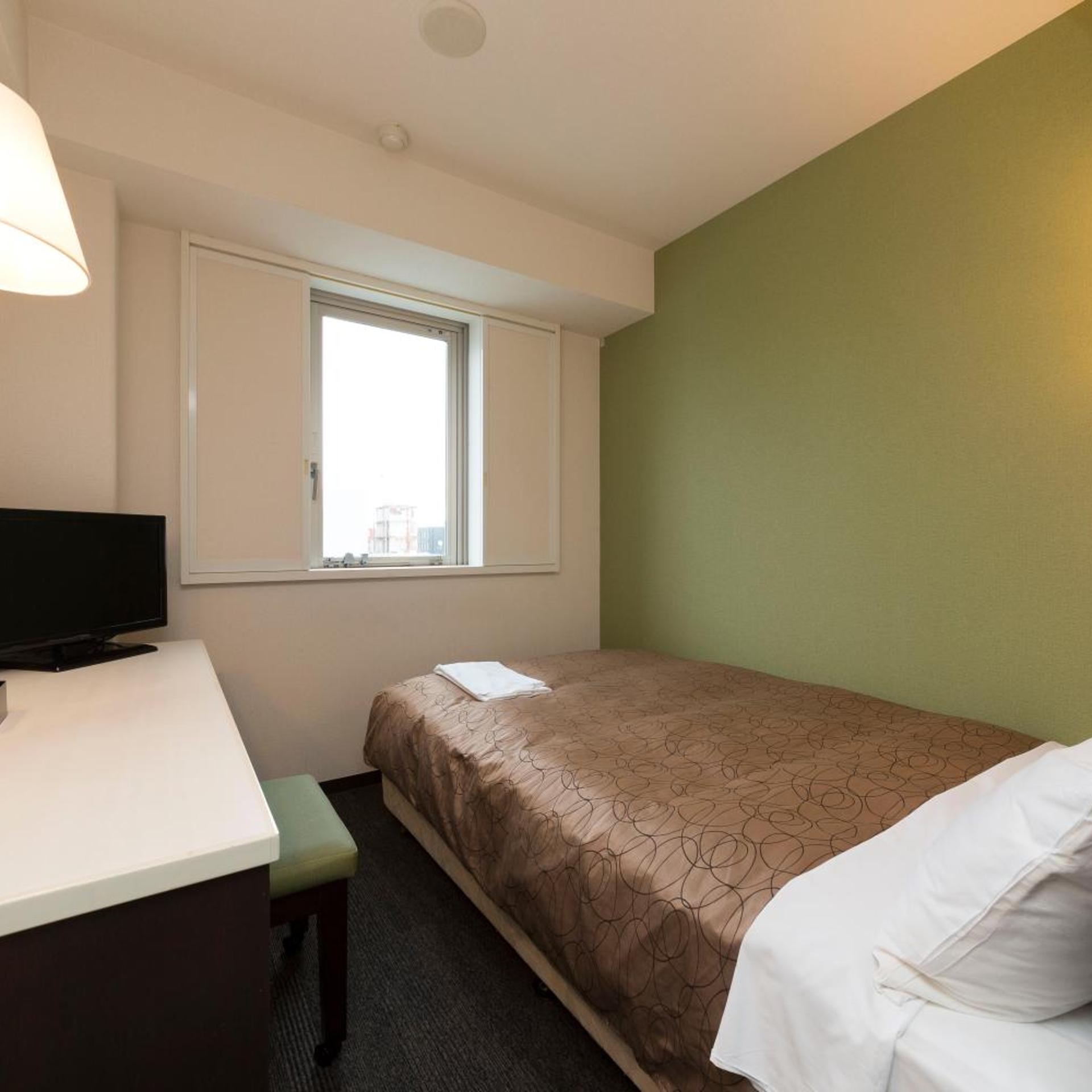 Room, Semi Double Bed