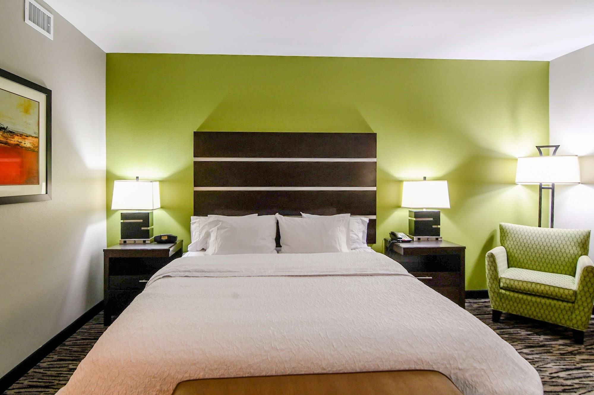 غرفة بسرير كينج بمطبخ صغير لذوي الإعاقة، Hampton Inn Foley 3/10