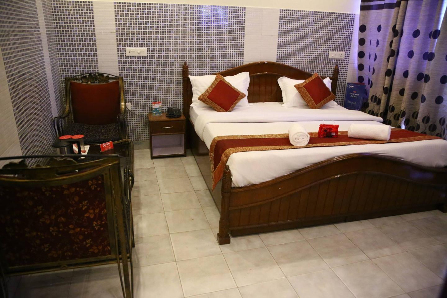 HOTEL CITY PLAZA 7 11/17