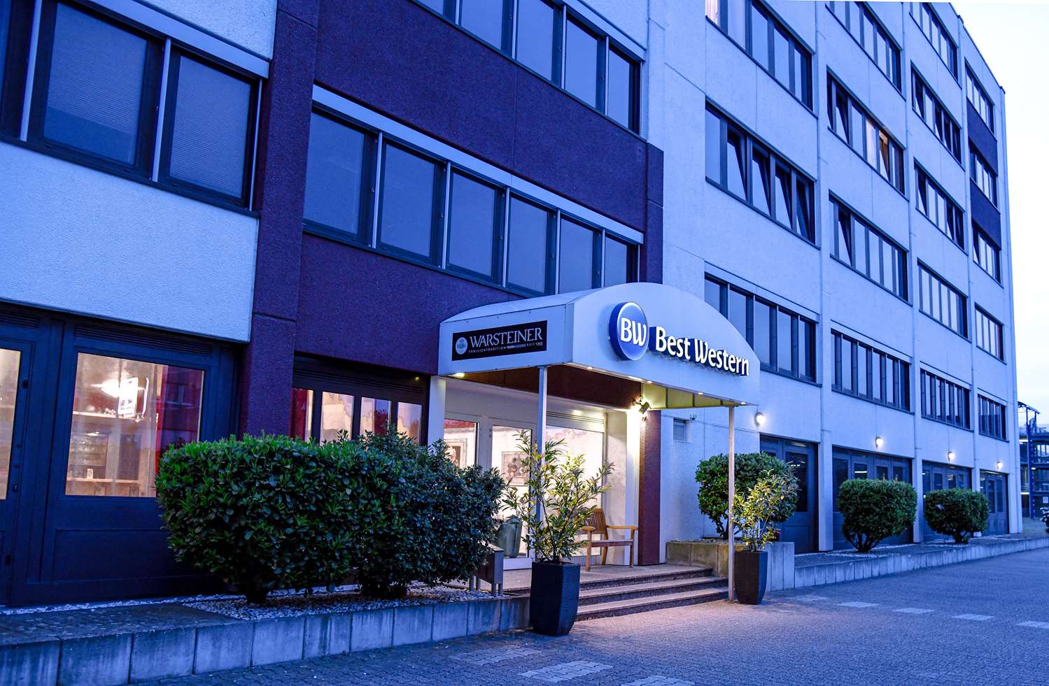 Best Western Comfort Business Hotel 58/60
