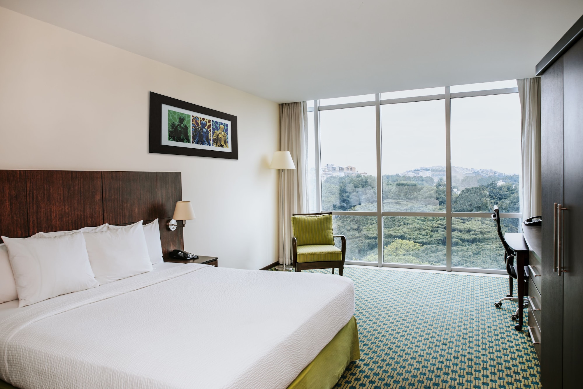 Junior Suite, 2 Queen Beds, City View, Sofa