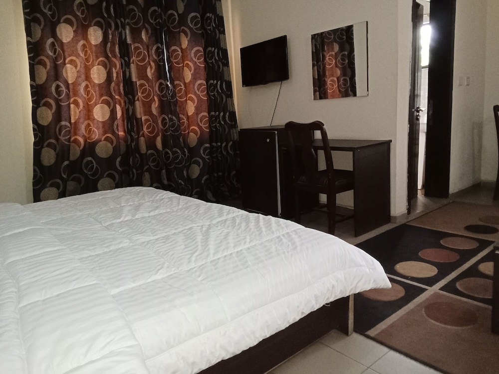 Dreamland Suites 11/45