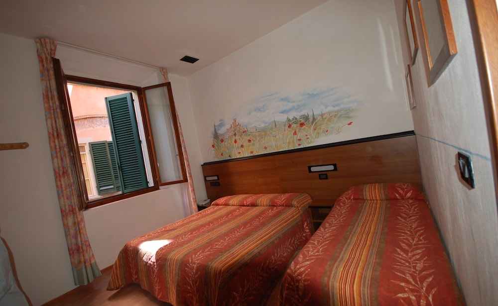 Leonardo Hotel 22/63