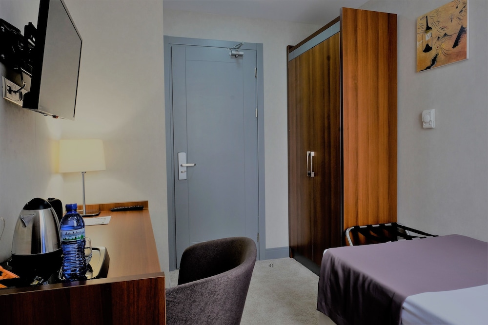 Hotel Atlas Abashidze 26/34