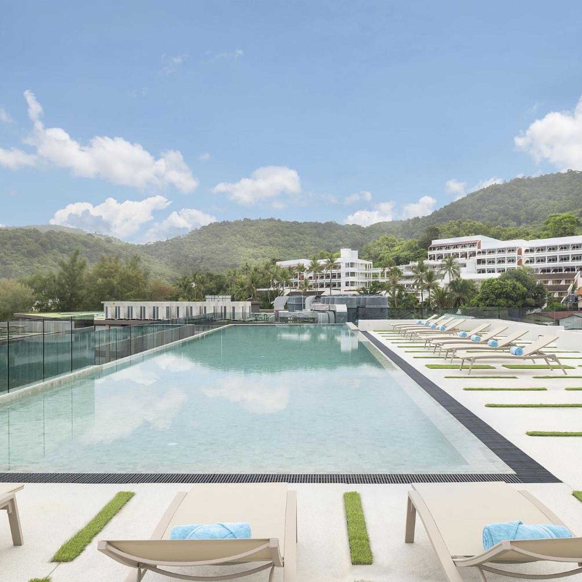 JonoX Phuket Karon Hotel 34/42