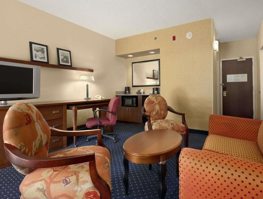 Baymont By Wyndham Columbia Northwest 29/42