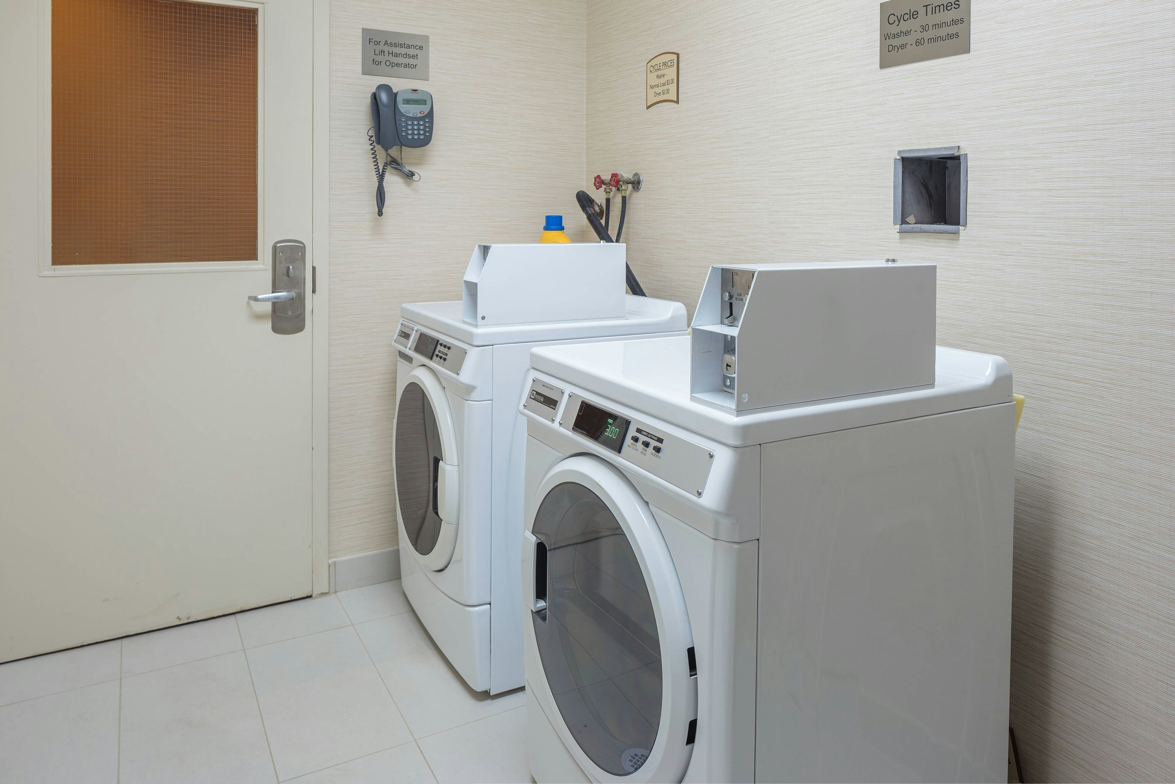 Fairfield Inn Suites By Marriott Belleville 43/48