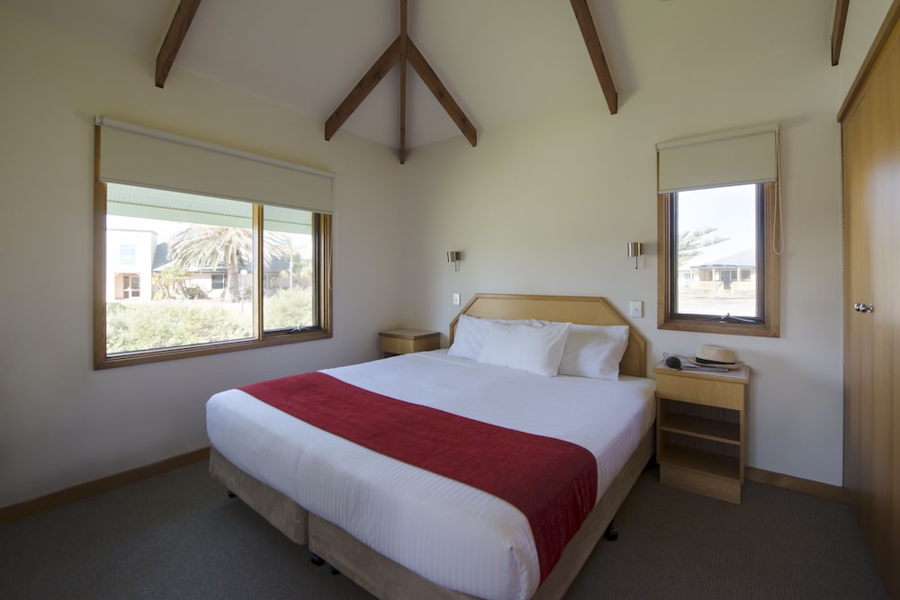 West Beach Parks Resort 25/51