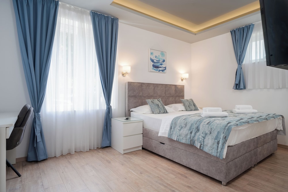 Luxury Rooms Floramye - Adults Only 14/80