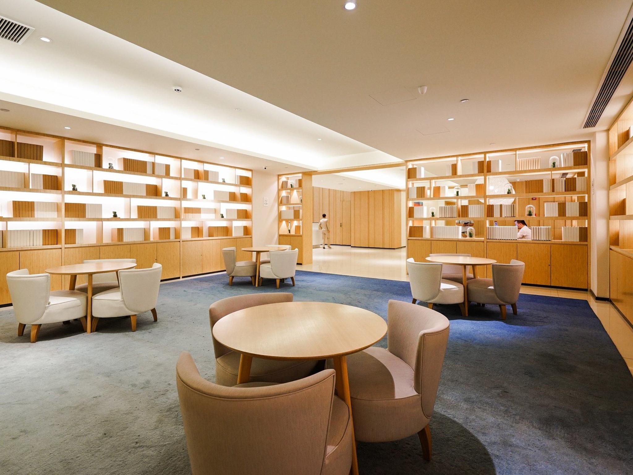 Ji Hotel (Guangzhou Tianhe East Railway Station) 35/50