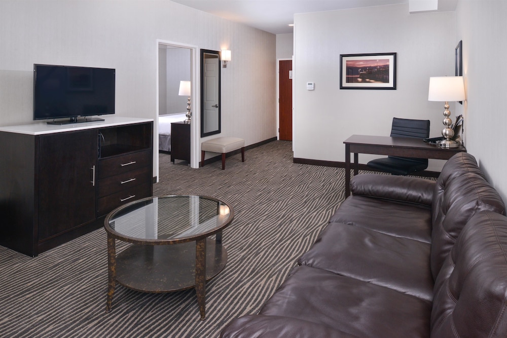 Best Western Plus Hotel at the Convention Center 37/51