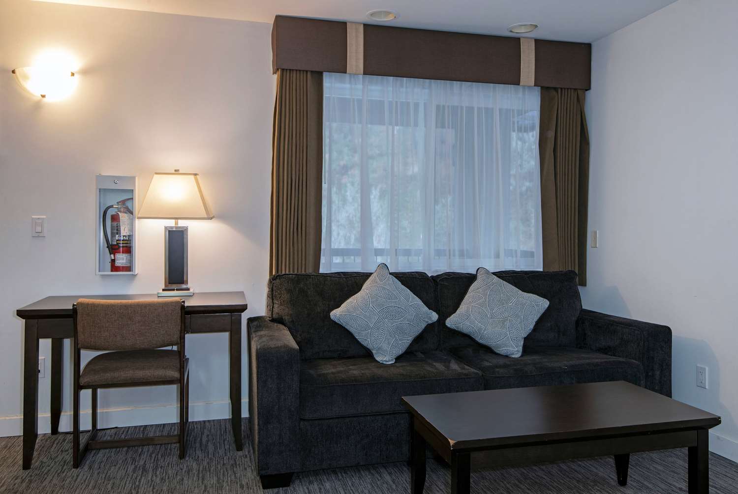 Travelodge By Wyndham Kamloops Mountview 43/69