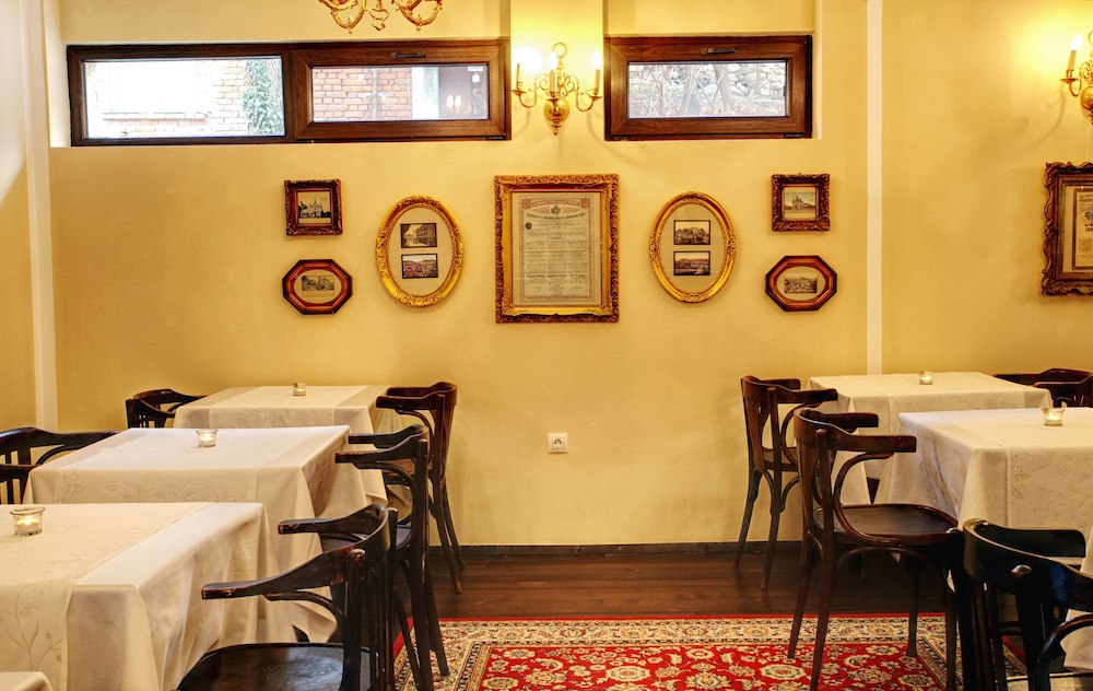 Hotel Evmolpia 42/47
