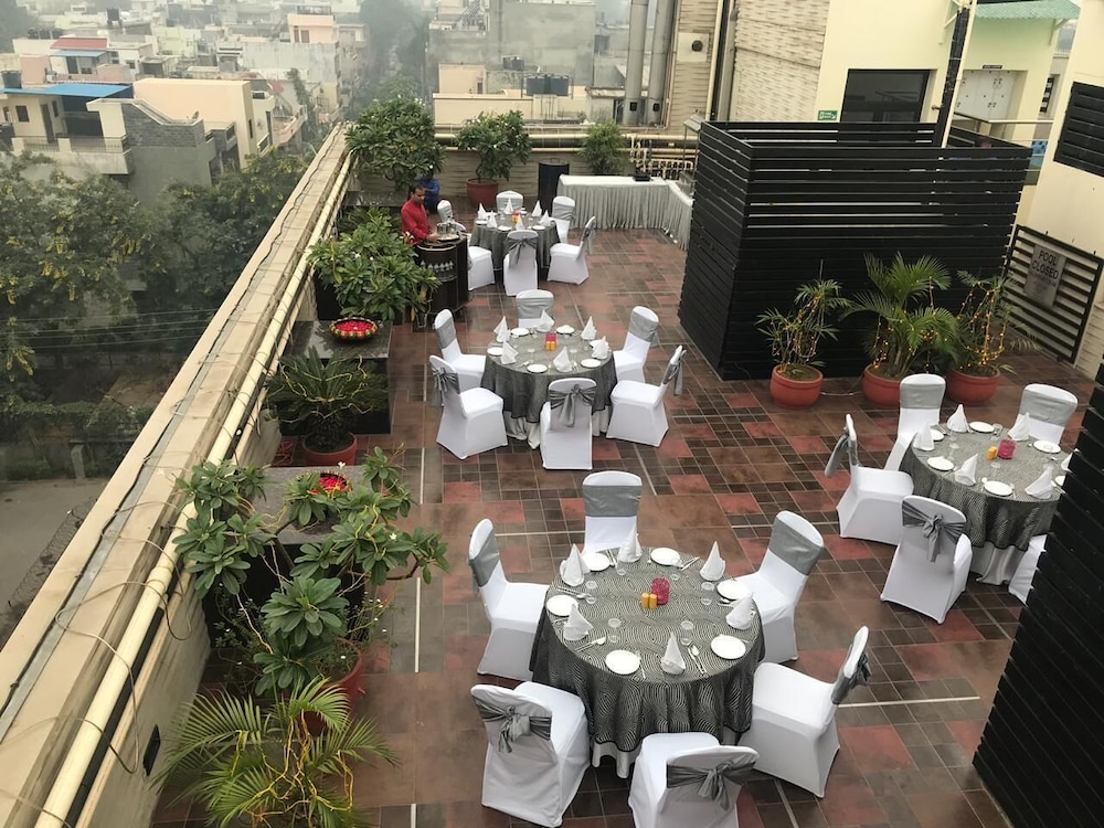 Fortune Sector 27, Noida - Member ITC Hotels Group 39/49