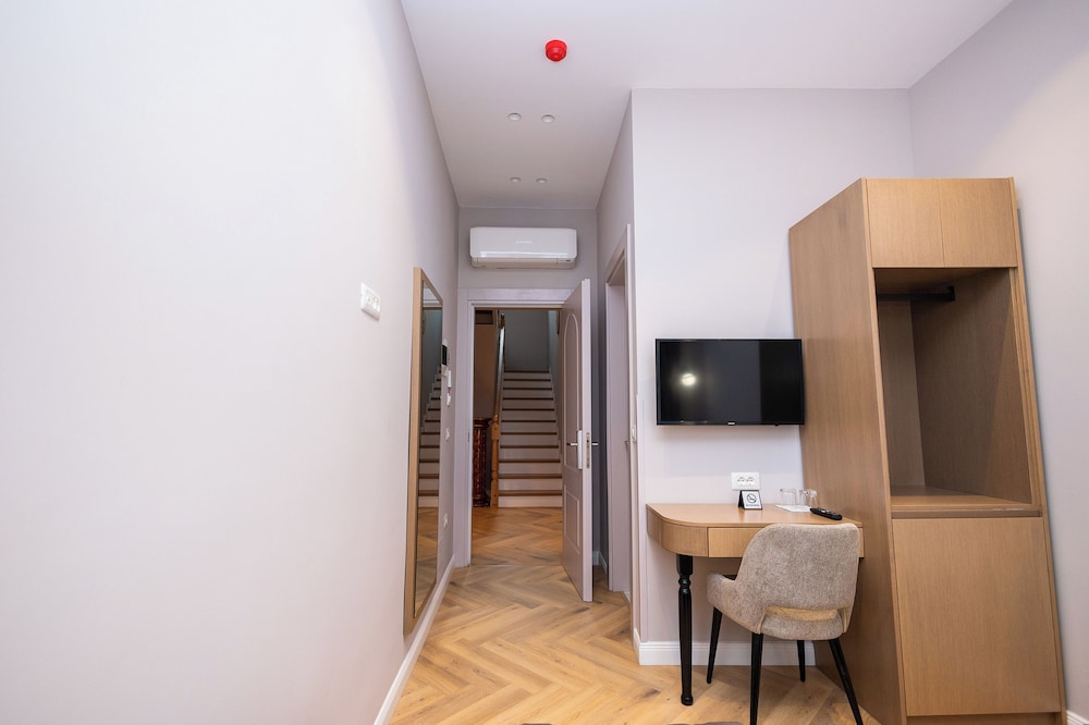 Boutique Hotel Vila 101 24/33