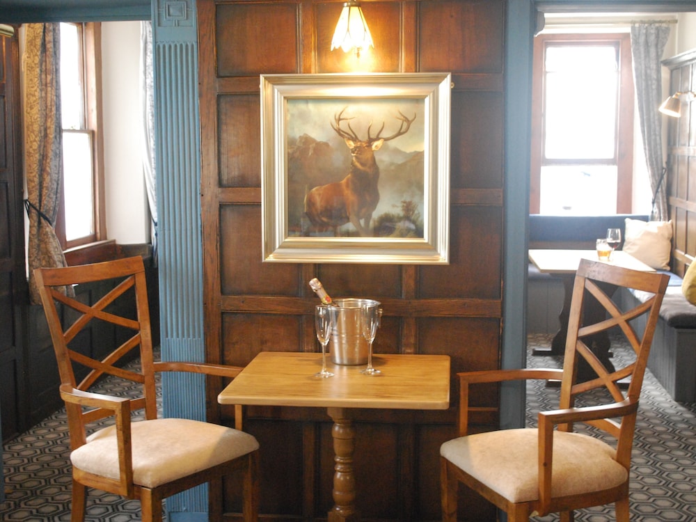 Rose And Crown 29/30