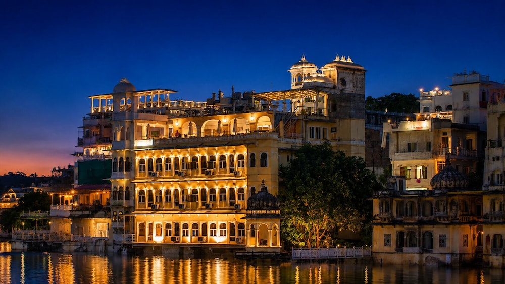 Hotel Sarovar 1/50