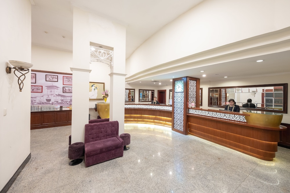 Bong Sen Hotel Saigon 7/50