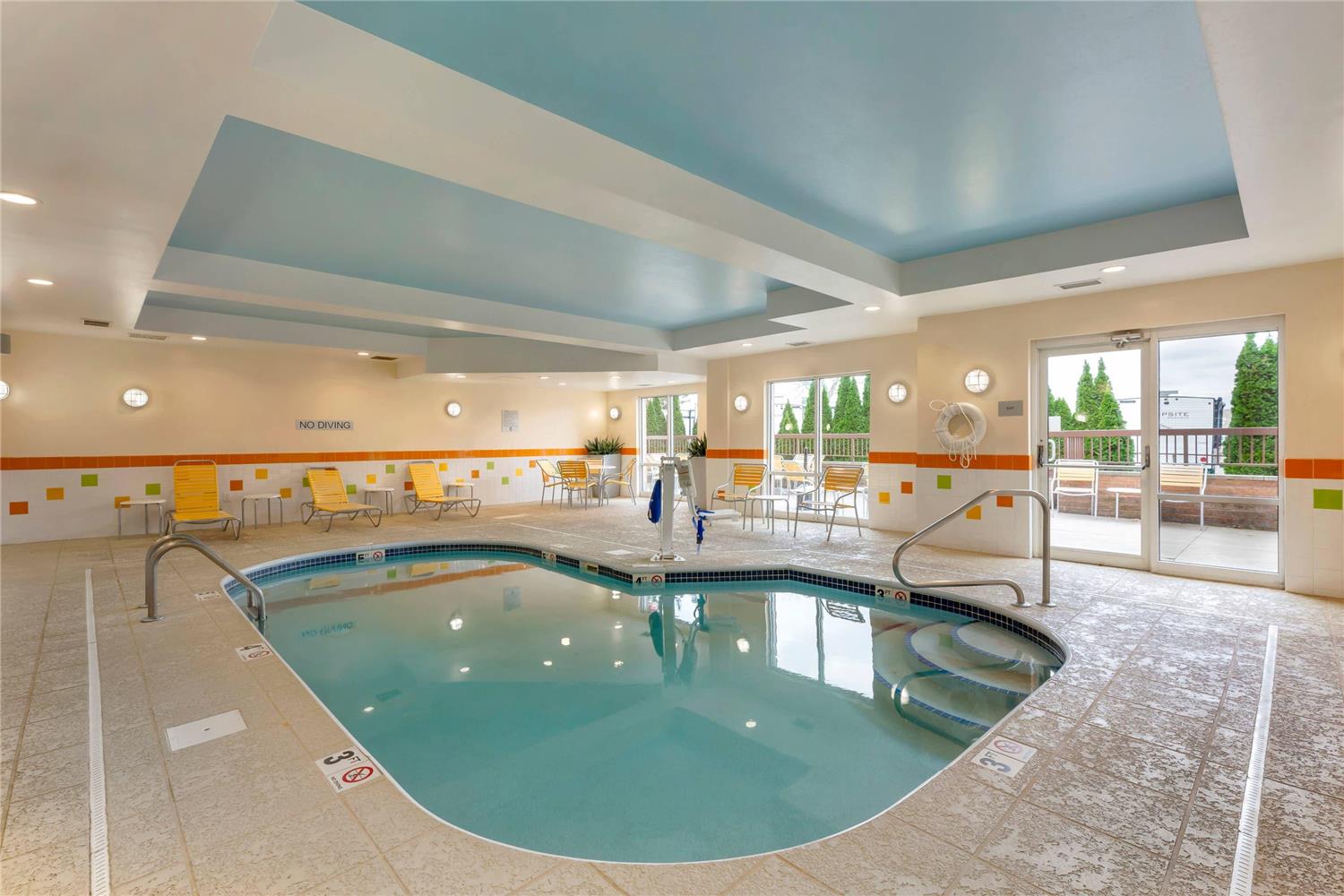 Comfort Inn and Suites Akron South 22/39