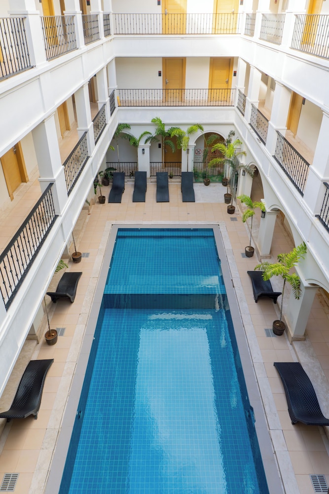 Boracay Sands Hotel 44/74