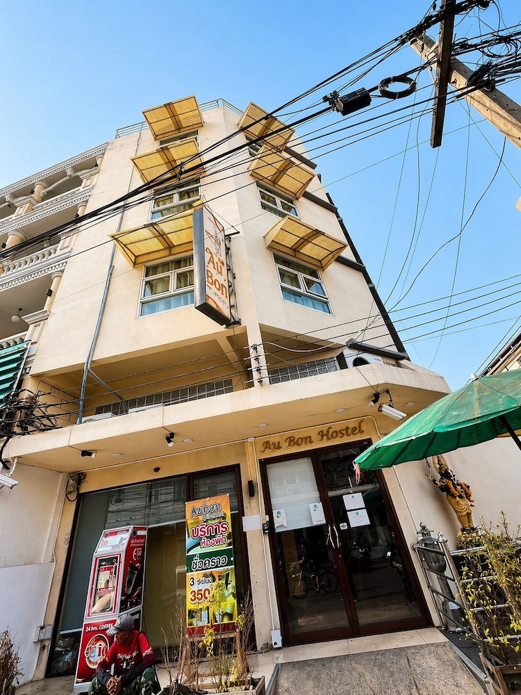 AU BON HOSTEL 3/58