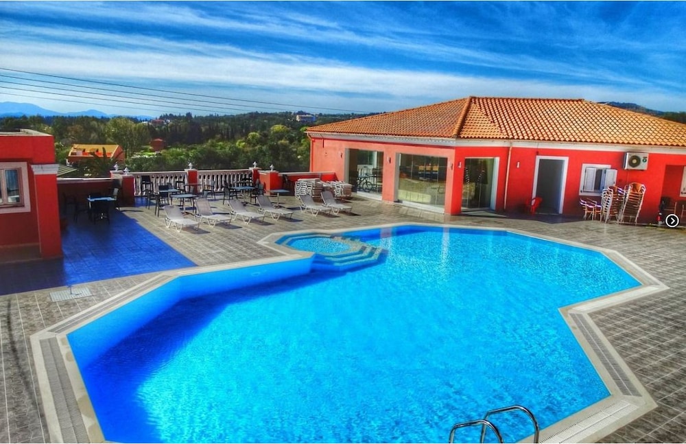 Paradiso Apartments 39/45