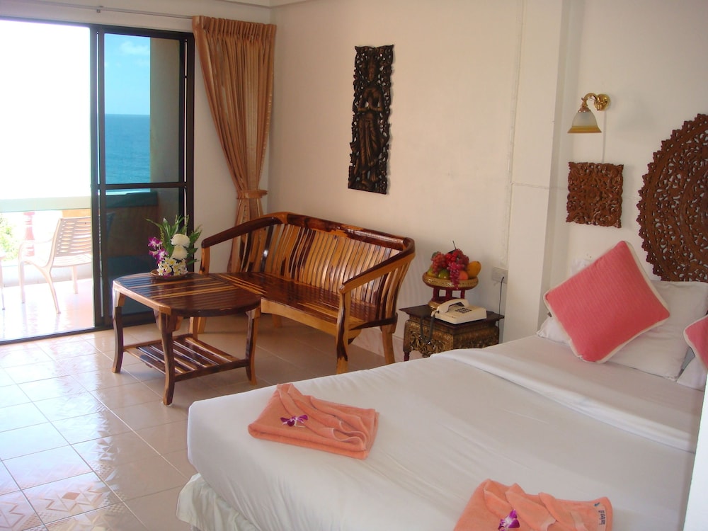 BAAN KARON HILL PHUKET RESORT 24/53