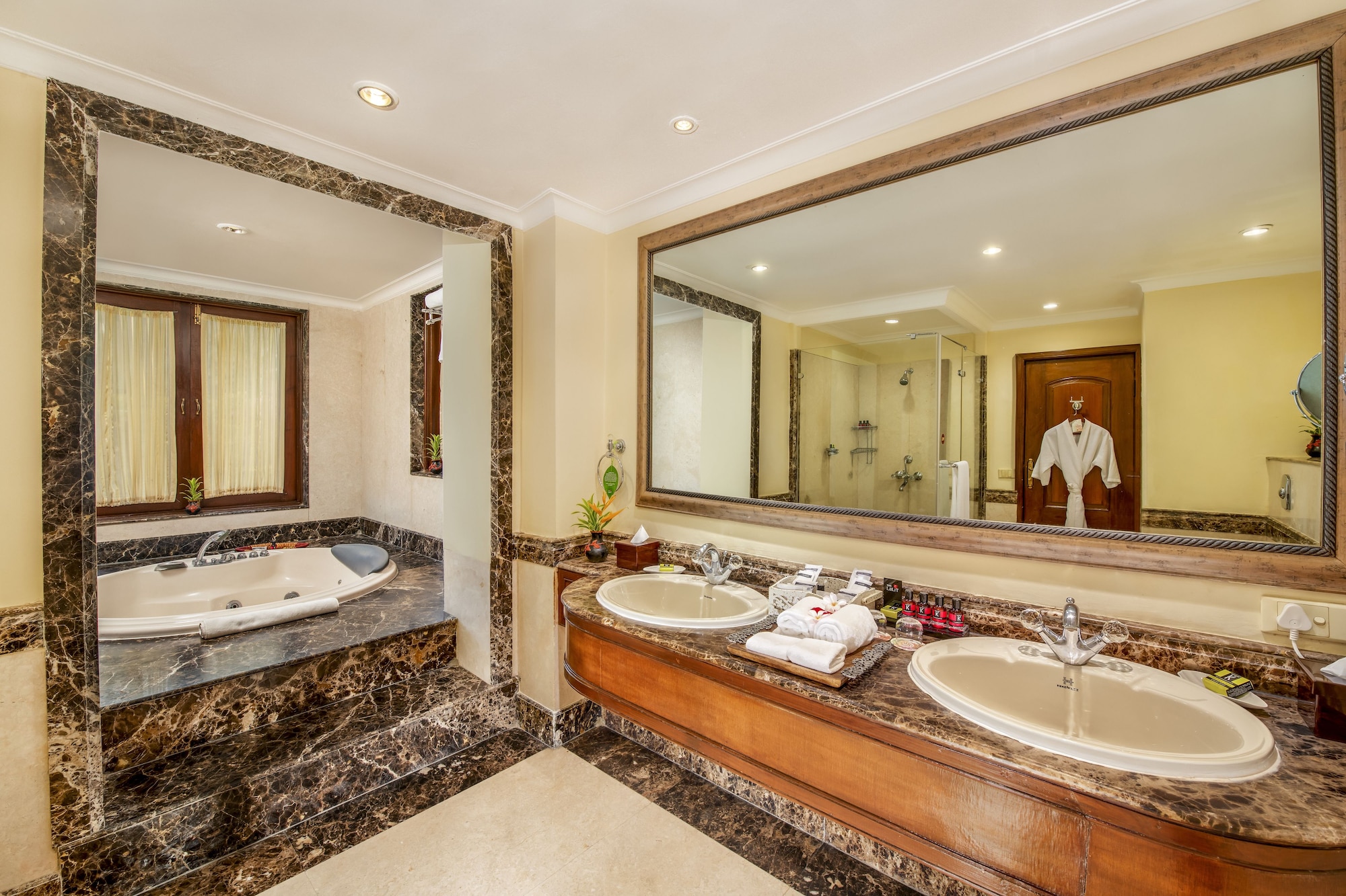 فيلا بسريرين كينج بـ4 غرف نوم، The Lalit Golf And Spa Resort Goa 2/2