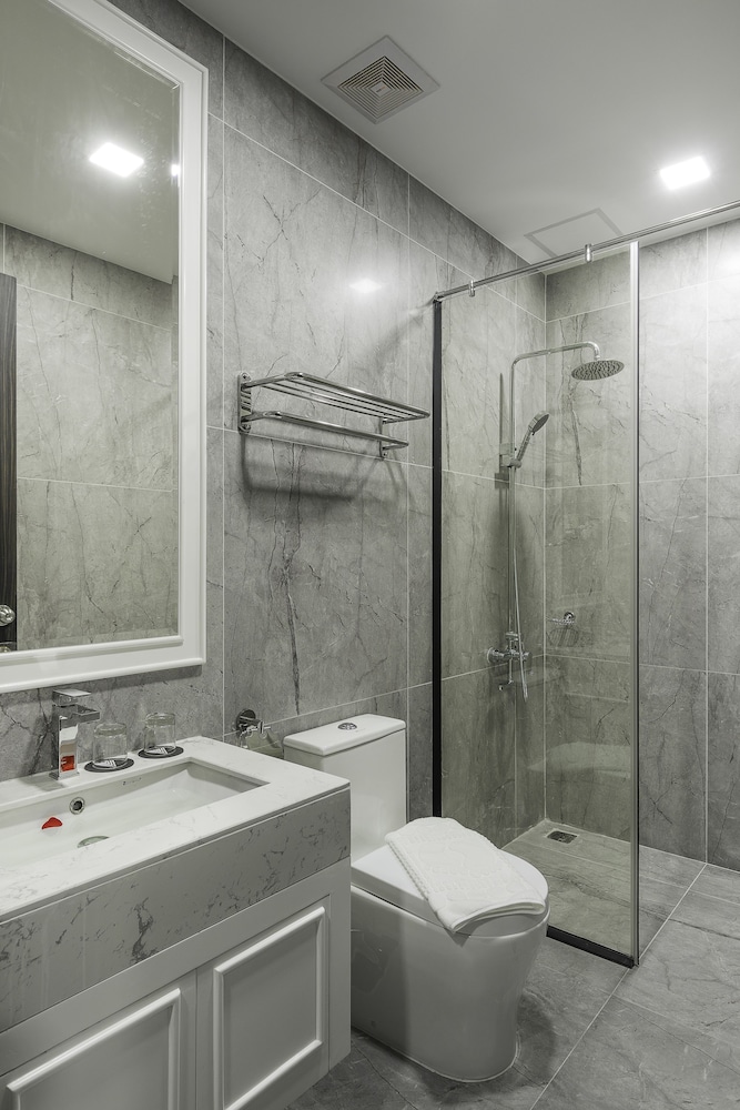 Vinny Boutique Hotel 43/48