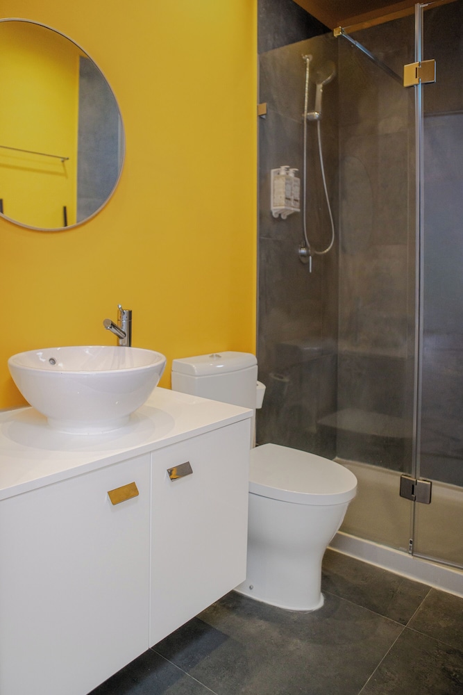 Gloria Suites by Lx Way 37/39